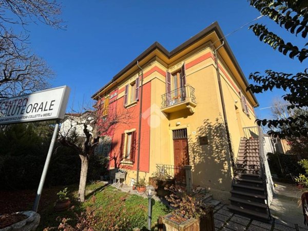 casa indipendente in vendita a Rimini in zona Centro Storico