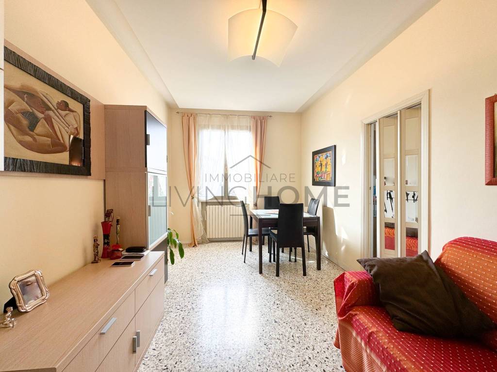 appartamento in vendita a Rimini in zona Colonnella