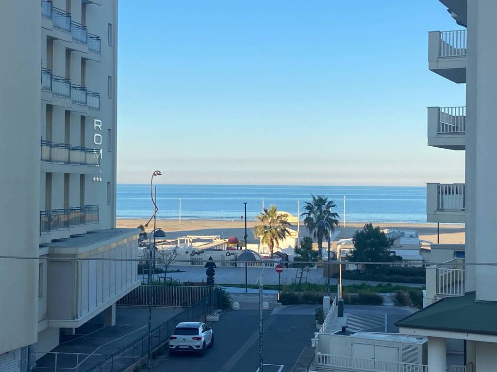 appartamento in vendita a Rimini in zona Marebello