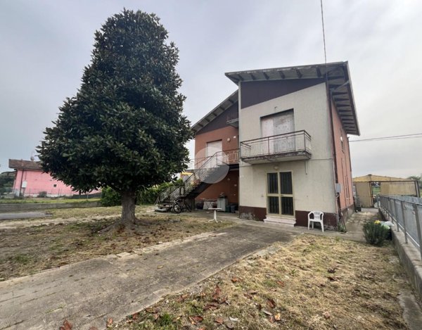 casa indipendente in vendita a Rimini in zona Torre Pedrera