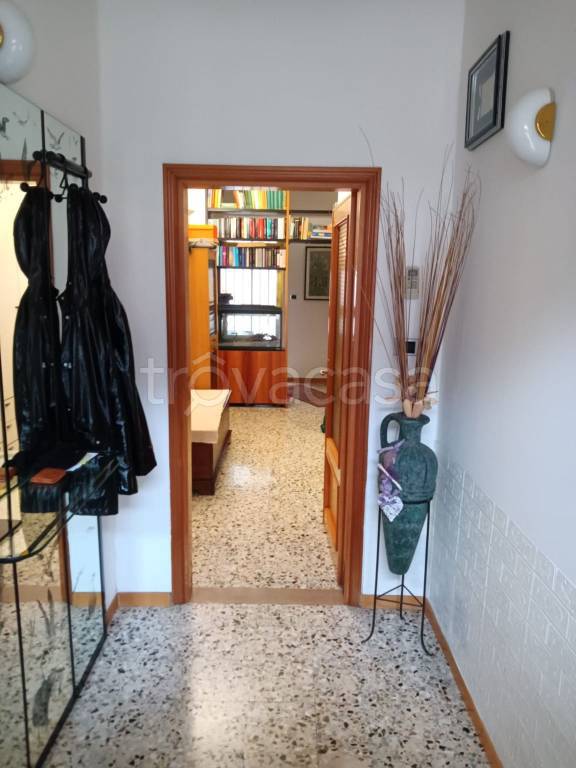 casa indipendente in vendita a Rimini in zona Rivazzurra