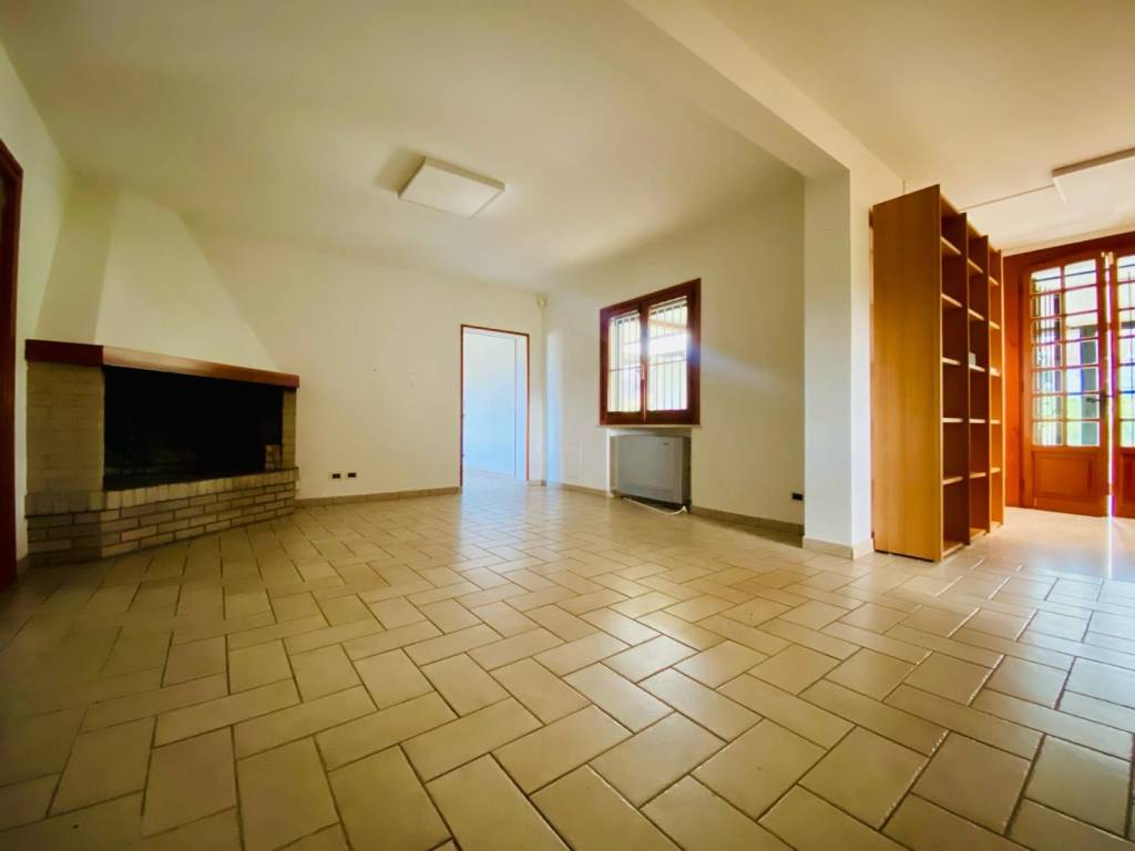 casa indipendente in vendita a Rimini in zona Gaiofana