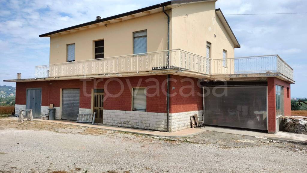 casa indipendente in vendita a Rimini in zona Gaiofana