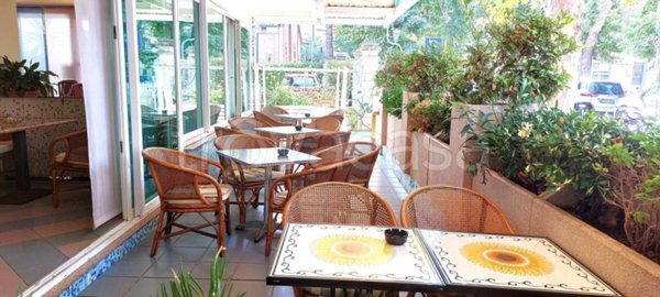 locale di sgombero in vendita a Rimini in zona Miramare di Rimini