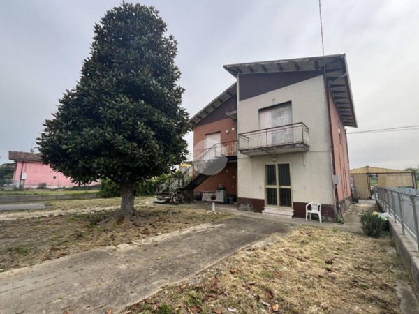 casa indipendente in vendita a Rimini in zona Viserbella