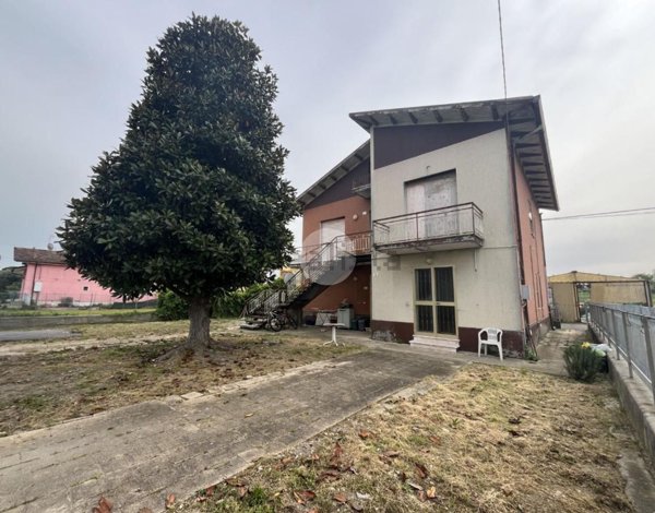 casa indipendente in vendita a Rimini in zona Viserbella