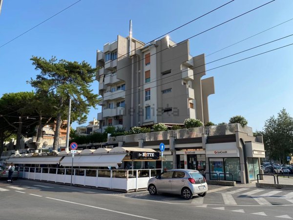 appartamento in vendita a Rimini in zona Marina Centro