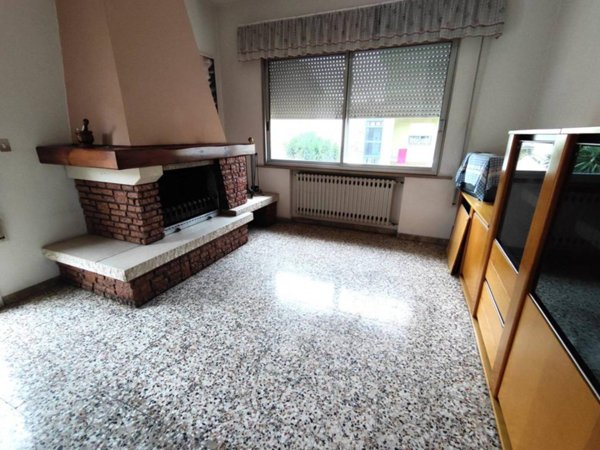 casa indipendente in vendita a Rimini in zona Bellariva