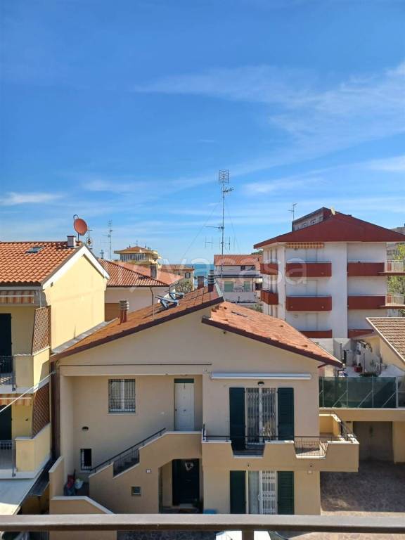 appartamento in vendita a Rimini in zona Viserbella