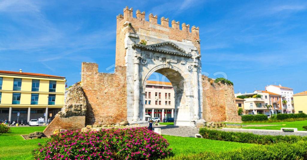 appartamento in vendita a Rimini in zona Marina Centro