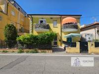 appartamento in vendita a Rimini in zona Miramare di Rimini