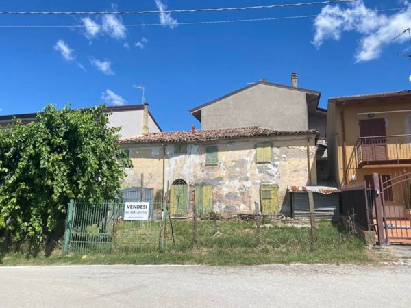 casa indipendente in vendita a Rimini in zona San Lorenzo in Correggiano