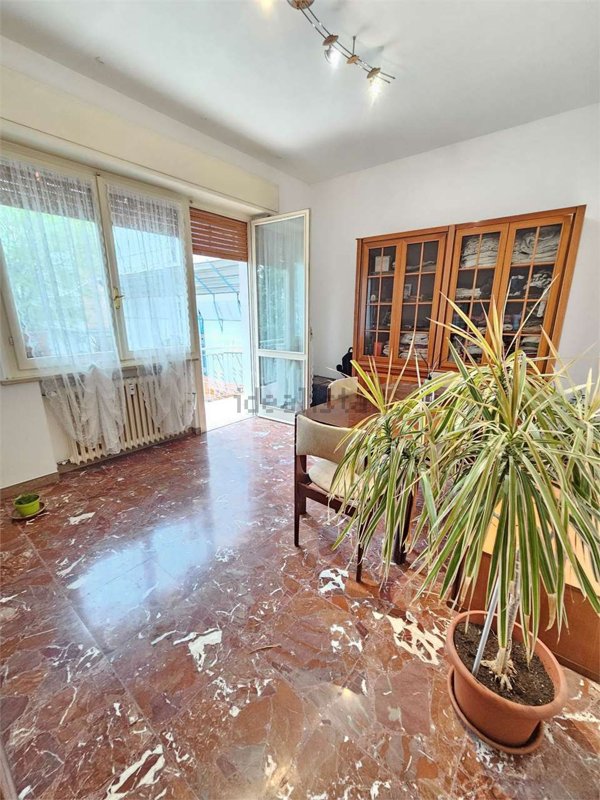 appartamento in vendita a Rimini in zona Marina Centro