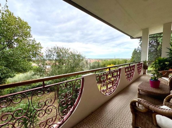 casa indipendente in vendita a Rimini in zona Corpolò