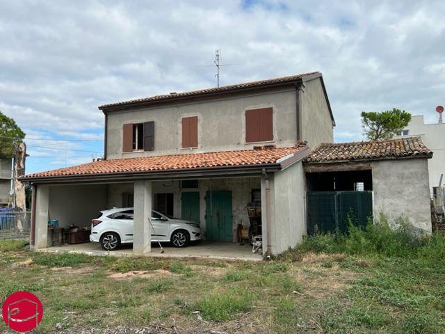 casa indipendente in vendita a Rimini