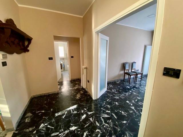 appartamento in vendita a Rimini in zona Marina Centro