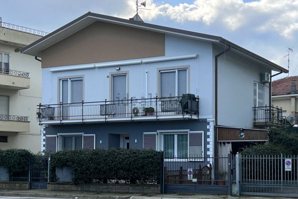 appartamento in vendita a Rimini in zona Rivazzurra