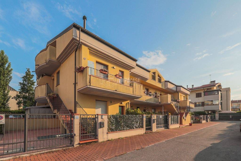 appartamento in vendita a Rimini in zona Viserba