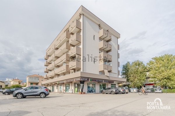 appartamento in vendita a Rimini in zona Rivazzurra