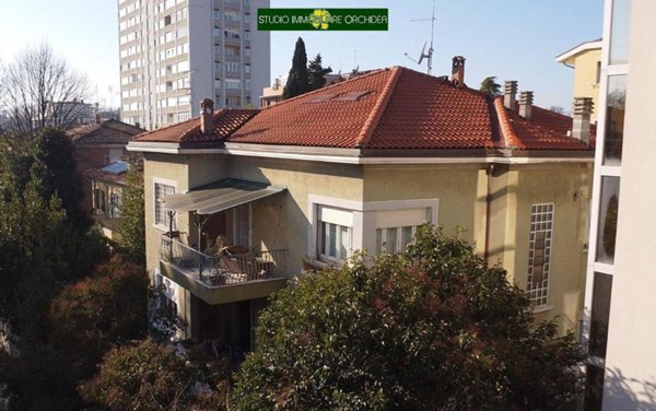 appartamento in vendita a Rimini in zona Marina Centro
