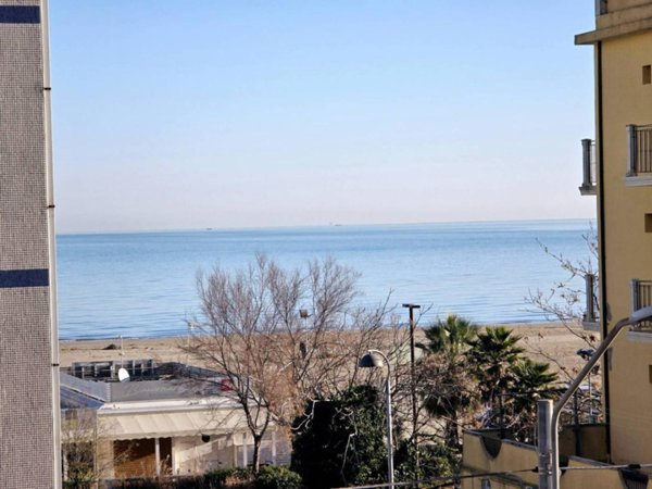 appartamento in vendita a Rimini in zona Rivazzurra
