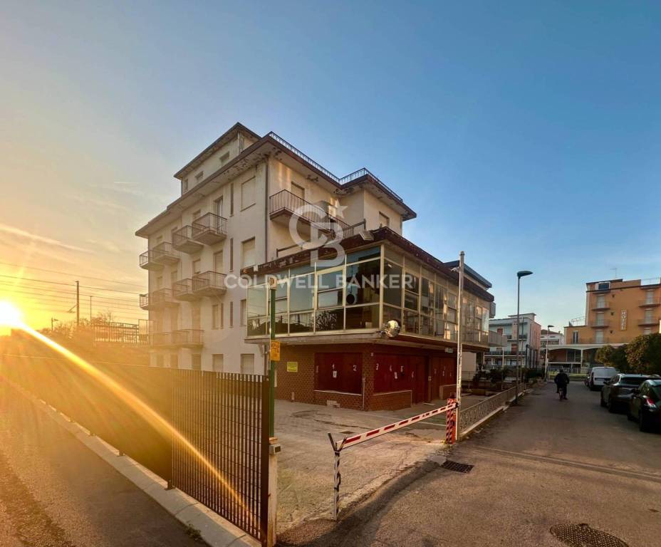 negozio in vendita a Rimini in zona Bellariva