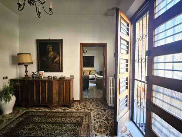 casa indipendente in vendita a Rimini in zona Centro Storico