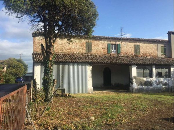 casa indipendente in vendita a Rimini in zona Torre Pedrera