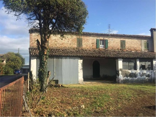 casa indipendente in vendita a Rimini in zona Torre Pedrera