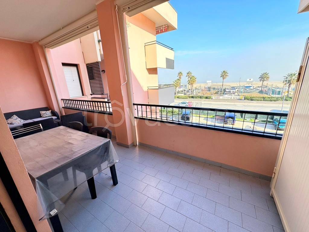 appartamento in vendita a Rimini in zona Marina Centro
