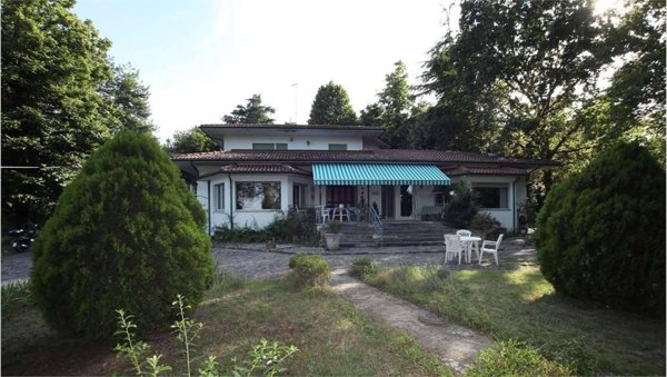 casa indipendente in vendita a Rimini in zona Gaiofana