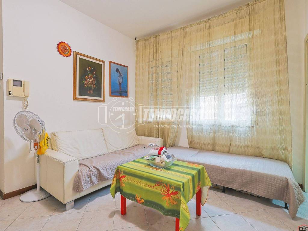 appartamento in vendita a Rimini in zona Marina Centro