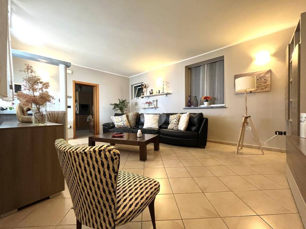 casa indipendente in vendita a Rimini in zona Viserbella