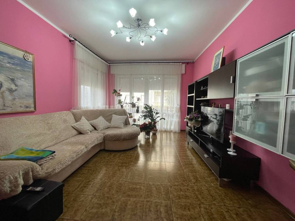appartamento in vendita a Rimini in zona Miramare di Rimini