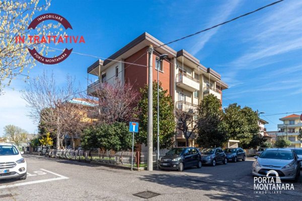 appartamento in vendita a Rimini in zona Lagomaggio