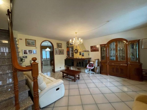 casa indipendente in vendita a Rimini in zona Viserba
