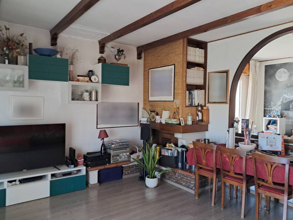 appartamento in vendita a Rimini in zona Corpolò