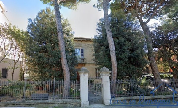 casa indipendente in vendita a Rimini in zona Borgo Mazzini