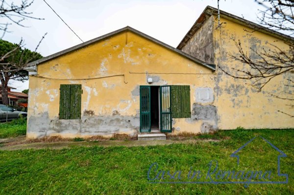 casa indipendente in vendita a Rimini in zona Viserba