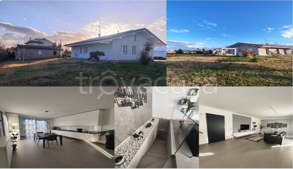 casa indipendente in vendita a Rimini in zona Viserba