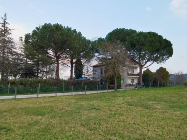 casa indipendente in vendita a Rimini in zona Corpolò