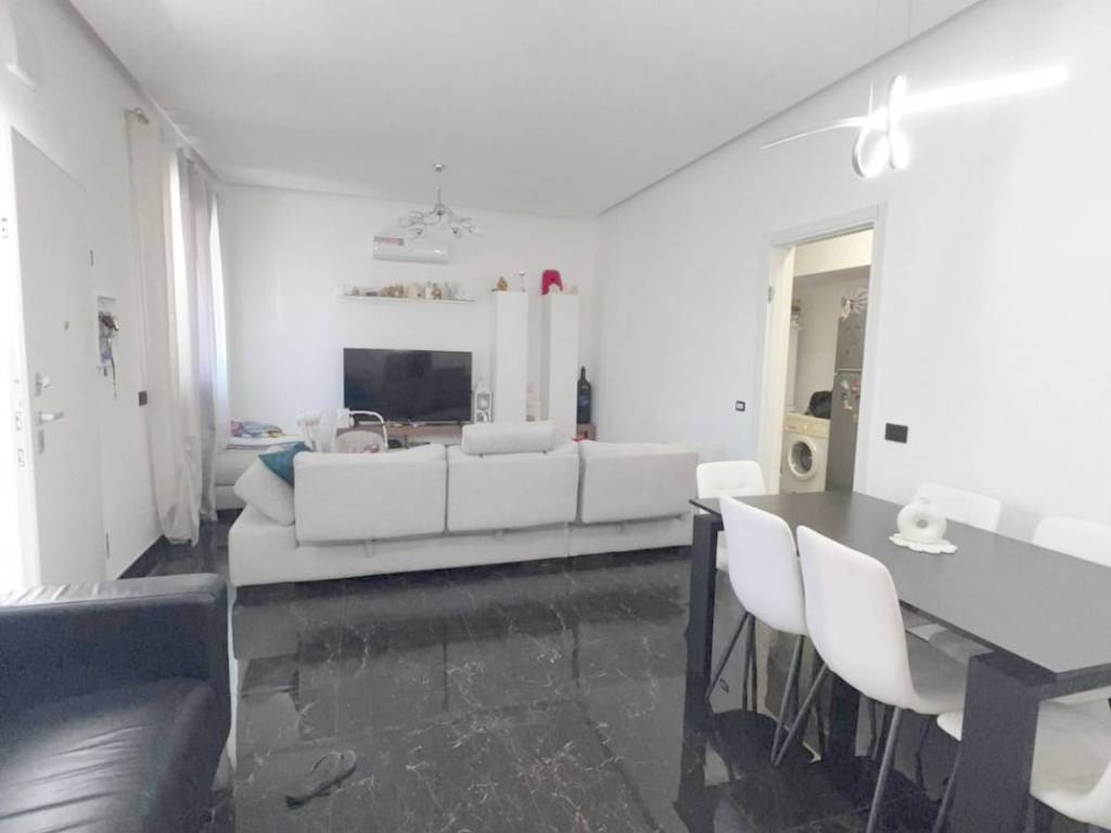 appartamento in vendita a Rimini in zona Rivazzurra