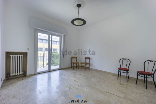 appartamento in vendita a Rimini in zona Colonnella