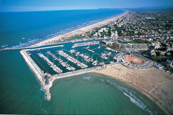appartamento in vendita a Rimini in zona San Giuliano a Mare