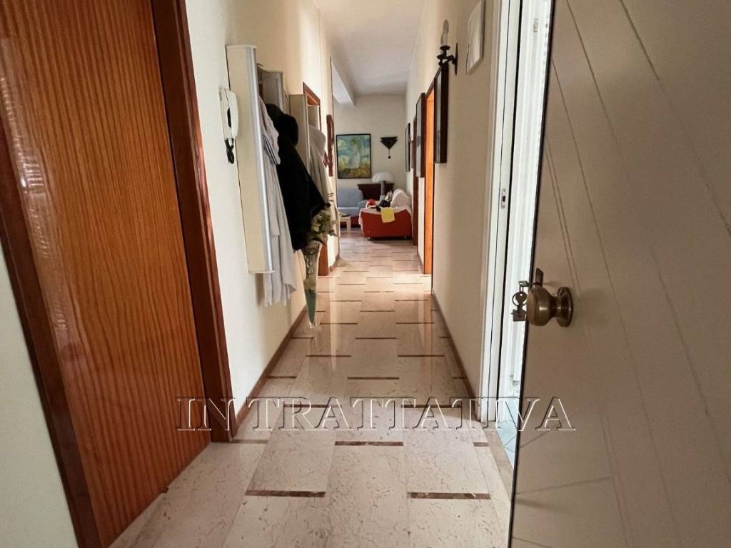 appartamento in vendita a Rimini in zona Miramare di Rimini