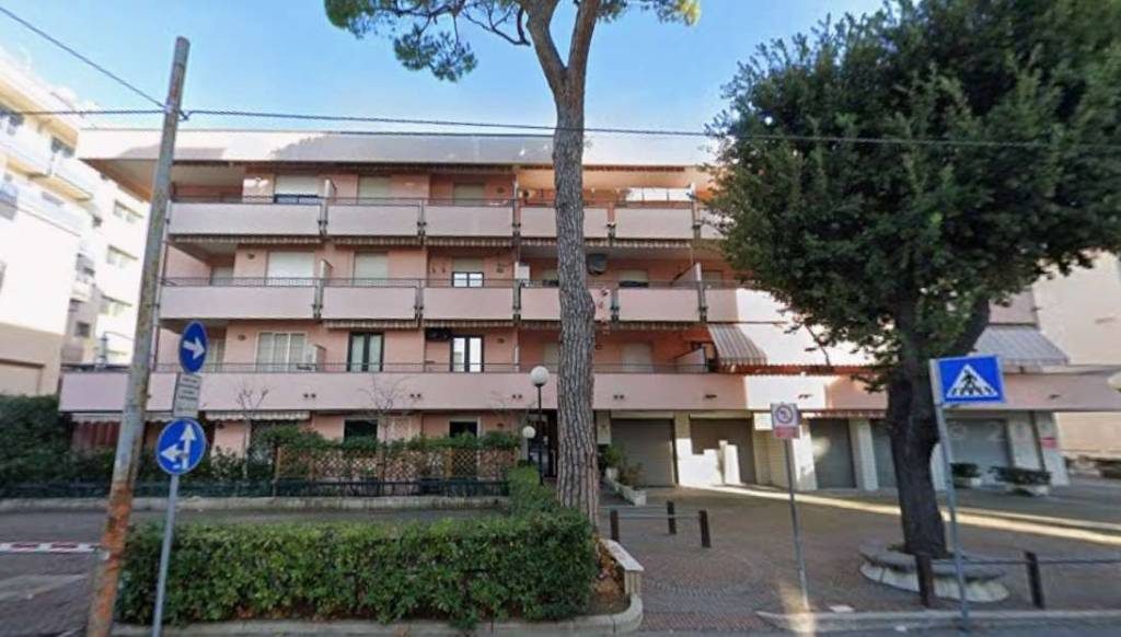 appartamento in vendita a Rimini in zona Marina Centro