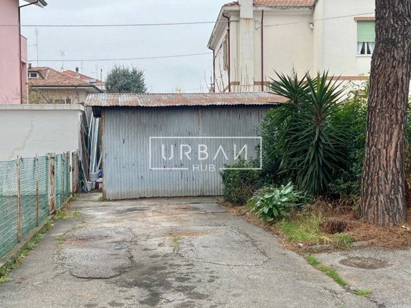 ufficio in vendita a Rimini in zona Centro Storico