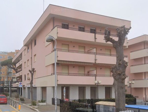 appartamento in vendita a Rimini in zona Marina Centro