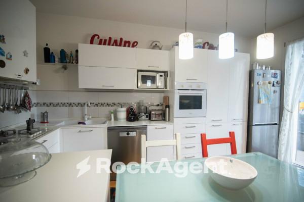 casa indipendente in vendita a Rimini in zona Viserba