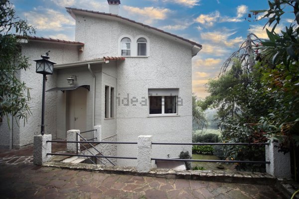 casa indipendente in vendita a Rimini